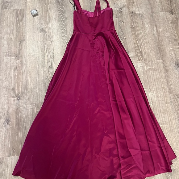 Xscape Plum Gown - Picture 7 of 7